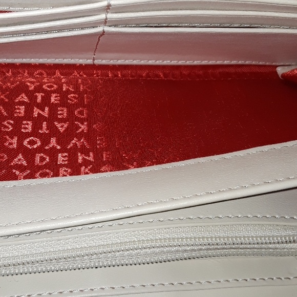 Kate Spade Wallet - Picture 5 of 8